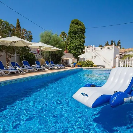 Βίλα Abahana Villas Rustika Κάλπε